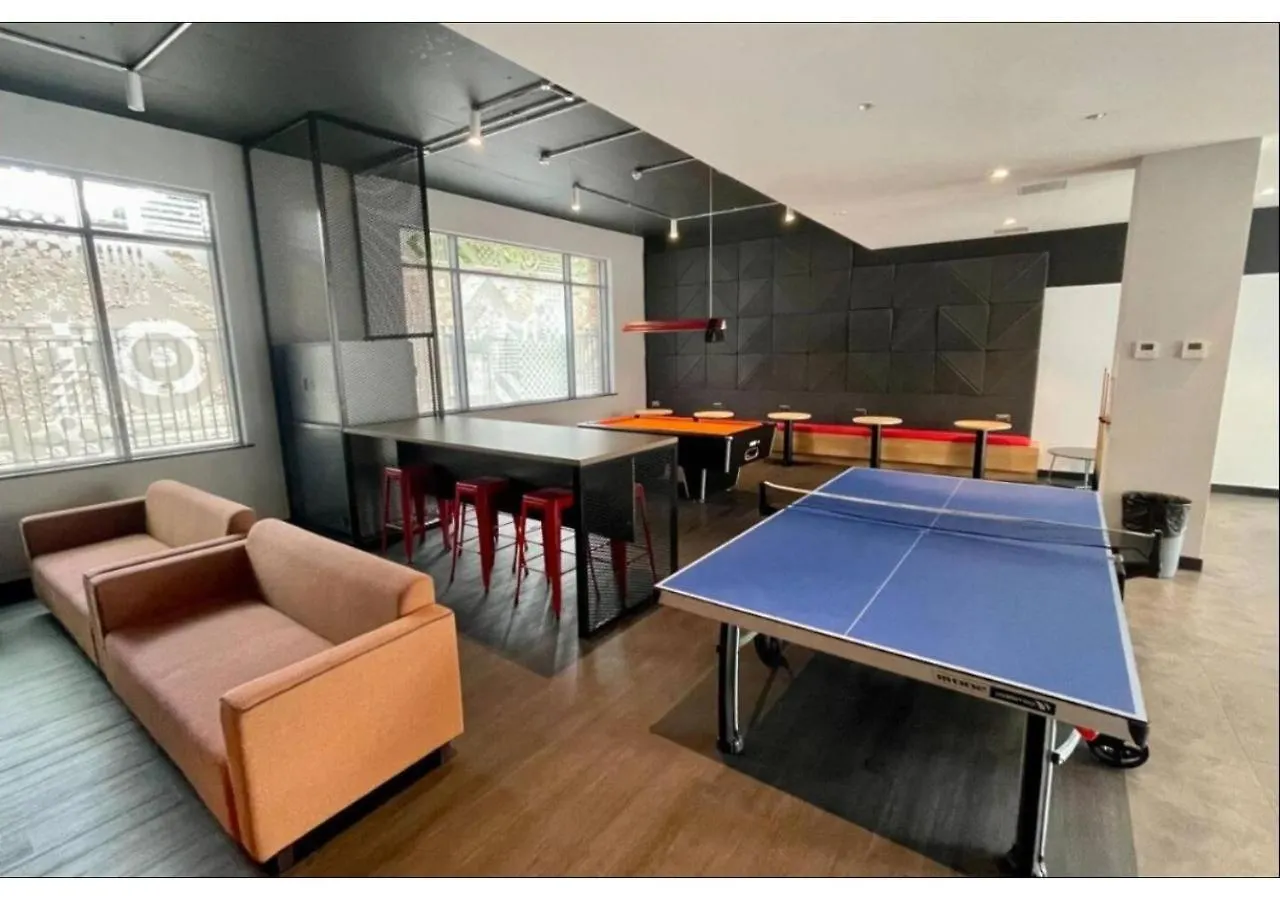 Joivy Affordable Dublin Thomas Street - Adults Only Apartment Ireland