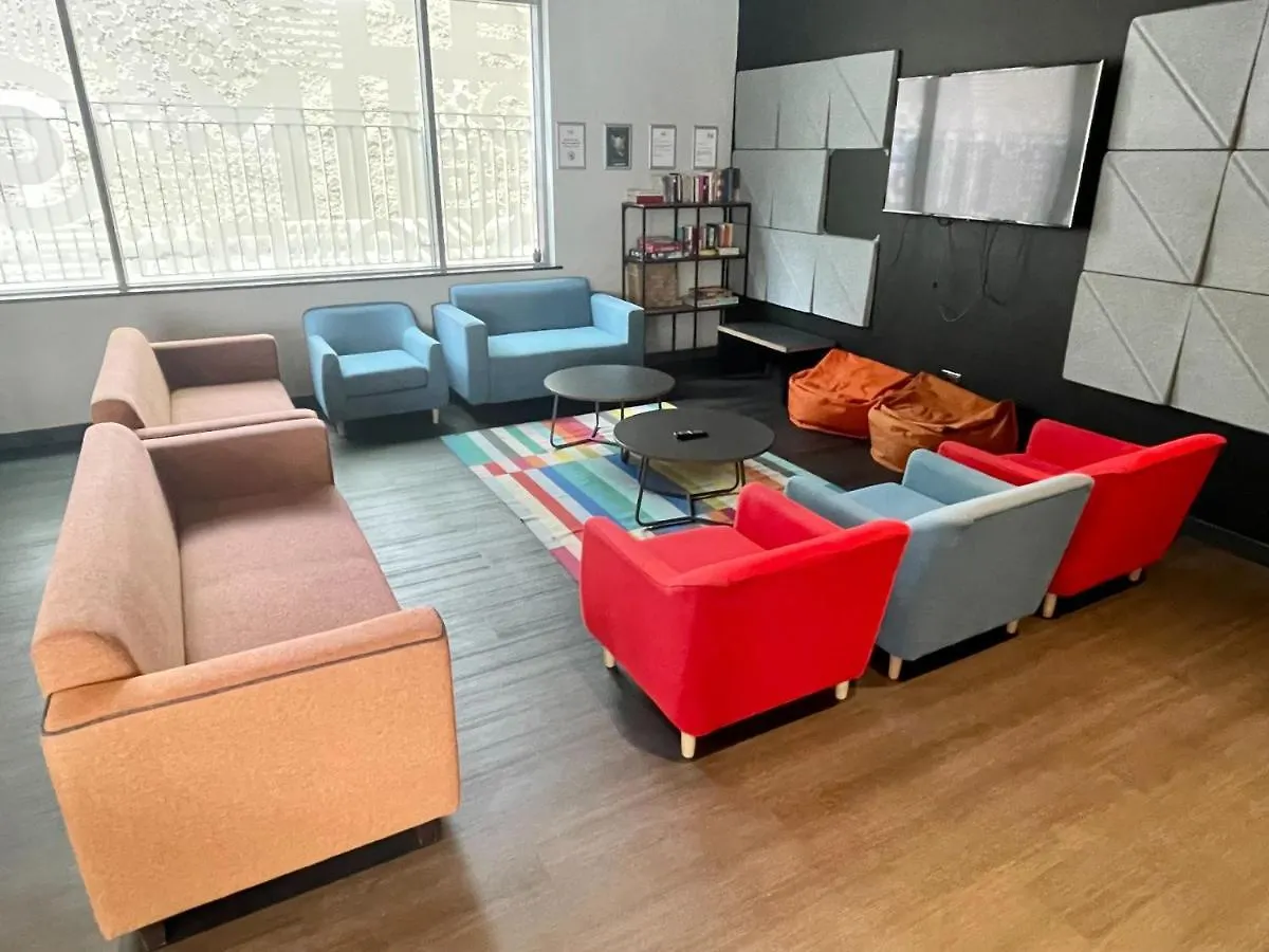 Апартаменты Joivy Affordable Dublin Thomas Street - Adults Only Ирландия